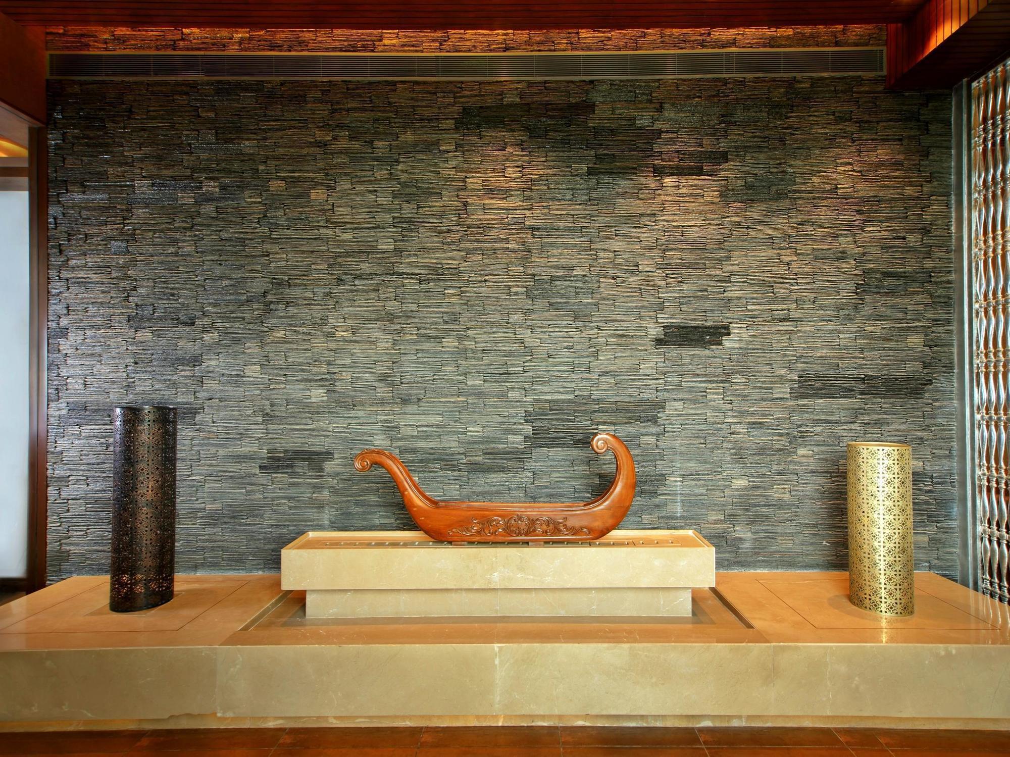 Fortune Select Sg Highway, Ahmedabad - Member Itc Hotels' Group Eksteriør billede